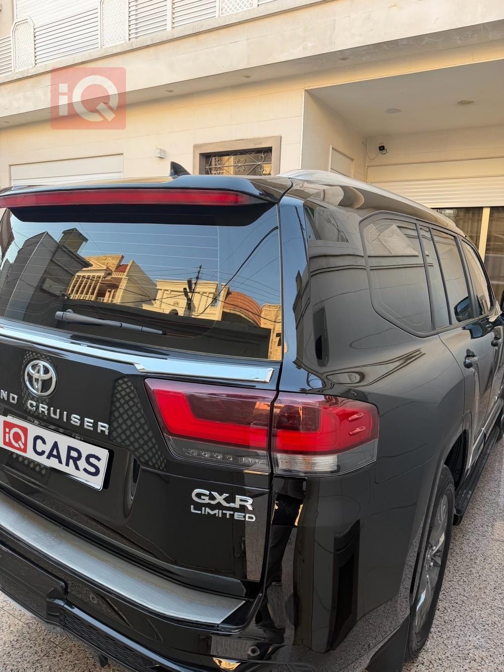 تويوتا لاندكروزر